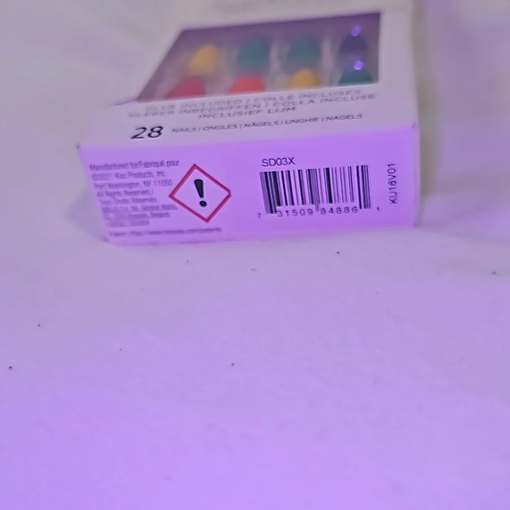 💋 Kiss Press On Nails Rainbow 🌈 - Picture 3 of 4